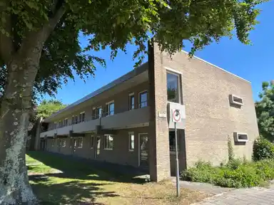 41m2 apartment te huur voor 715.34€/maand in Karveelstraat 73, Zaandam