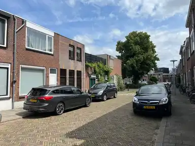 house de 70m2 à louer pour 2250€/mois à Chrysantstraat, Utrecht