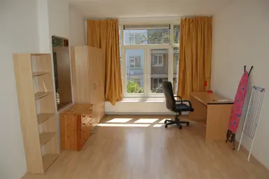 28m2 studio to rent for 925€/month in Mathenesserweg 42C-03, Rotterdam