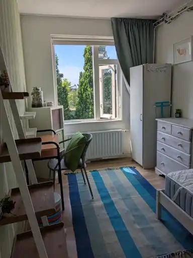 8m2 room to rent for 550€/month in Vestdijkhove 69, Zoetermeer