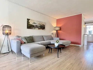 127m2 house to rent for 2450€/month in Marketentster, Nieuw-Vennep