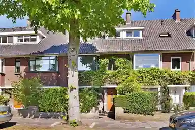 170m2 house to rent for 3100€/month in Laan van Haagvliet, Voorburg