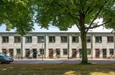 house di 104m2 in affitto a 2268€/mese a Hugo de Vrieslaan 37, Amsterdam