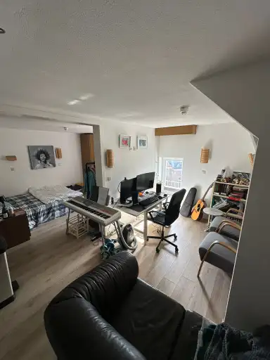 studio de 30m2 à louer pour 950€/mois à Coenderstraat 47A, Delft