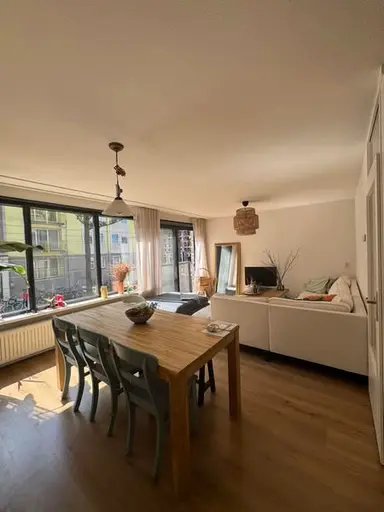 room de 100m2 à louer pour 680€/mois à Czaar Peterstraat, Amsterdam