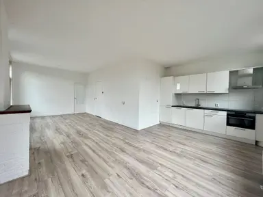 apartment di 127m2 in affitto a 2750€/mese a Berkelselaan, Rotterdam