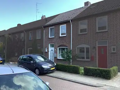 74m2 house te huur voor 1100€/maand in Kastanjelaan 21, Roermond
