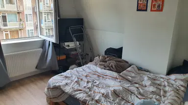 100m2 room to rent for 700€/month in Dunantstraat 30A, Rotterdam