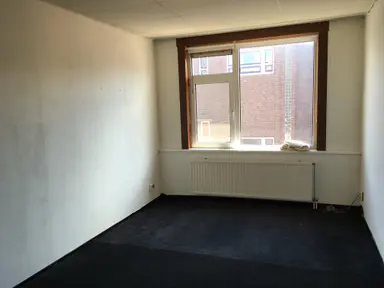 room de 19m2 à louer pour 1050€/mois à Gouwestraat 10, The Hague