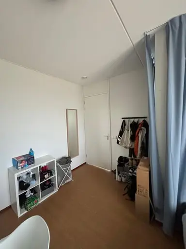 room de 16m2 à louer pour 2000€/mois à Amsterdam