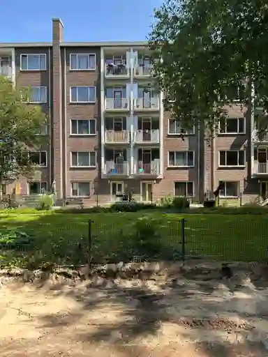 44m2 apartment to rent for 734.93€/month in Platanenweg 8-1, Amsterdam