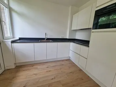 102m2 apartment zu vermieten für 2200€/Monat in Brussestraat, Rotterdam