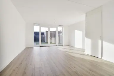 house 125τ.μ. προς ενοικίαση για 2595€/μήνα στην περιοχή Maria Montessoristraat 1D, Amsterdam