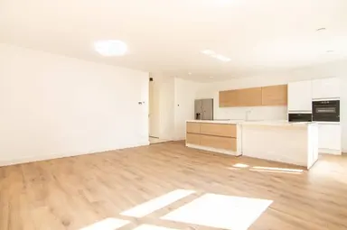 95m2 apartment te huur voor 2300€/maand in Doctor Lelykade 278, The Hague