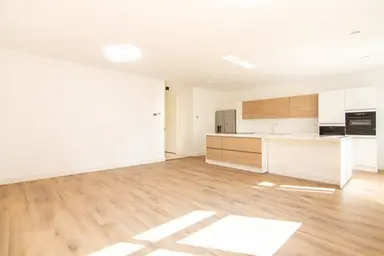 95m2 apartment te huur voor 2300€/maand in Doctor Lelykade, The Hague