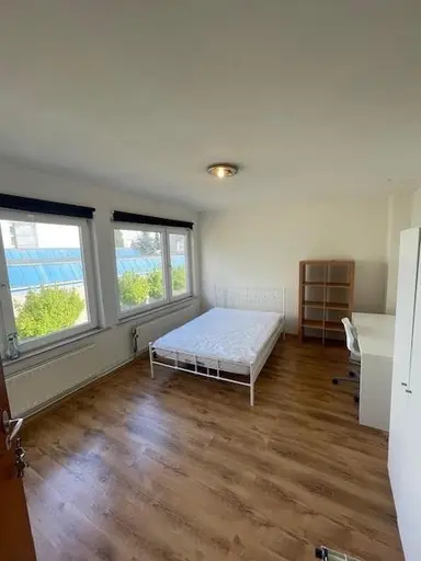 18m2 room to rent for 600€/month in Deken Nicolaijestraat 15, Heerlen