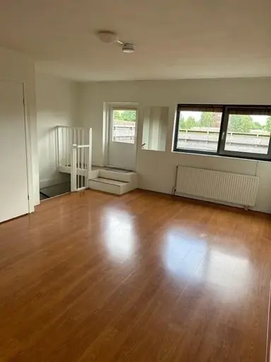 28m2 studio zu vermieten für 1000€/Monat in Pontianakstraat, Almere