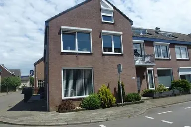 81m2 apartment zu vermieten für 873€/Monat in Raadhuisstraat, Grevenbicht