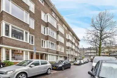 56m2 apartment te huur voor 2500€/maand in Esmoreitstraat 51-1, Amsterdam