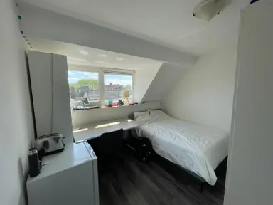 16m2 room zu vermieten für 600€/Monat in Hastelweg 48, Eindhoven