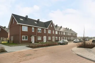 house de 125m2 à louer pour 1250€/mois à Meidoornstraat 56, Goor