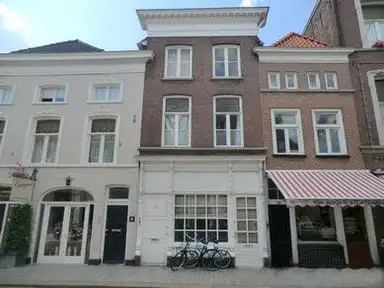 65m2 apartment te huur voor 1300€/maand in Vughterstraat, 's-Hertogenbosch