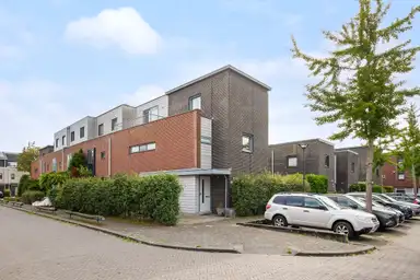 house di 127m2 in affitto a 2500€/mese a Kobbeduinen 31, Hoofddorp