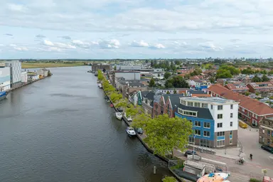 apartment di 109m2 in affitto a 2100€/mese a Zuideinde 1T, Wormerveer