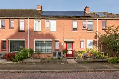 80m2 house to rent for 901.49€/month in Warmoesstraat 25, Zwolle
