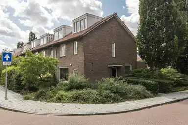 114m2 house to rent for 3500€/month in Adriaen van Ostadelaan 7, Amstelveen