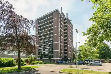 74m2 apartment to rent for 1250€/month in Evelindeflat, Roosendaal