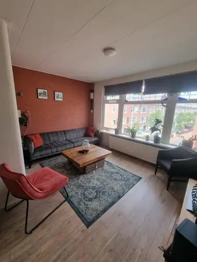 14m2 room zu vermieten für 455€/Monat in Bas Jungeriusstraat 18B-02, Rotterdam