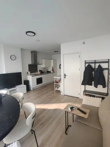 47m2 room zu vermieten für 610€/Monat in Crooswijkseweg 89A-02, Rotterdam