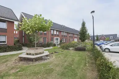 110m2 house te huur voor 1365€/maand in Navarrastraat, Lent