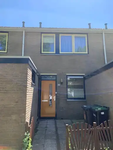 68m2 house to rent for 901.72€/month in Veen Wetering 22, Zaandam