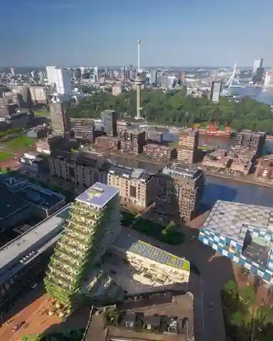 81m2 apartment to rent for 1831€/month in Kratonkade 106, Rotterdam