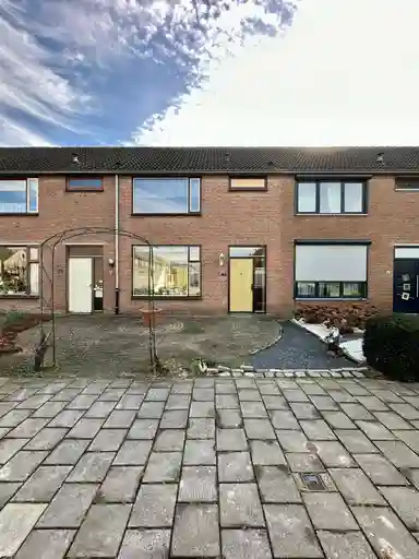 107m2 house zu vermieten für 1395€/Monat in Mozarthof, Terneuzen