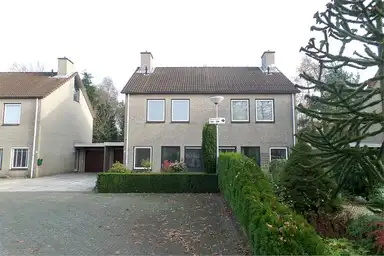 143m2 apartment to rent for 1080€/month in Buidelmees 25, Emmen