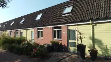 60m2 house to rent for 741.84€/month in Lisserweg 680, Lisserbroek