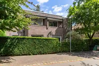 124m2 house te huur voor 3500€/maand in Serdanglaan 2, Hilversum