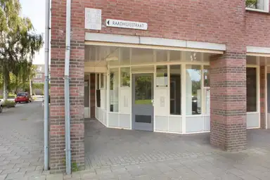 84m2 apartment to rent for 1050€/month in Raadhuisstraat, Heemskerk
