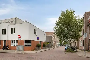house di 103m2 in affitto a 2500€/mese a A.L. Dyserinckstraat, Haarlem