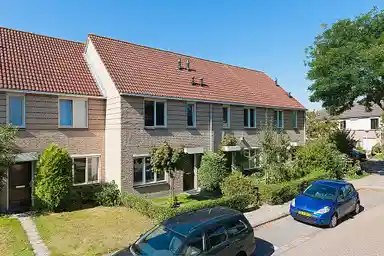 house de 170m2 à louer pour 1416€/mois à Vluttersven 25, Eindhoven