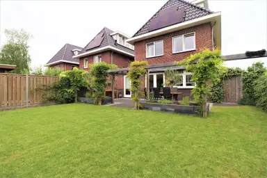 180m2 house zu vermieten für 2535€/Monat in Benedenrijweg, Rotterdam