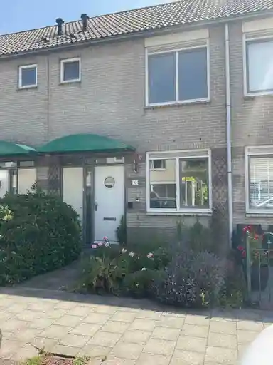 58m2 house te huur voor 718.49€/maand in Leeuwerik 10, Diemen