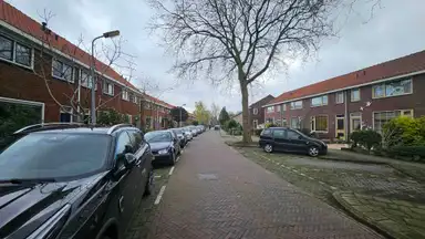 59m2 house te huur voor 901.72€/maand in Burgemeester van de Stadtstraat 21, Zaandam