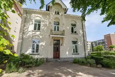 247m2 house zu vermieten für 2500€/Monat in Banebergpassage, Landgraaf