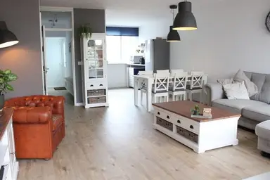 100m2 house to rent for 1695€/month in Gondel 15, Lelystad
