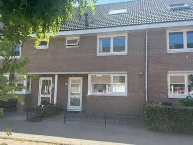 136m2 house zu vermieten für 2100€/Monat in Costa Ricastraat 85, Alphen aan den Rijn