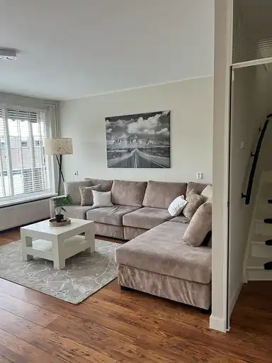 apartment di 94m2 in affitto a 2100€/mese a Winkelhoeve, Vlaardingen